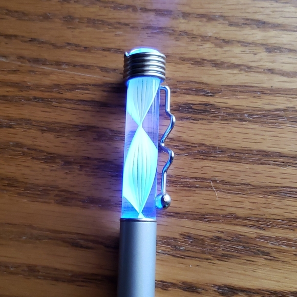 Lighted pen - Picture 5 of 8